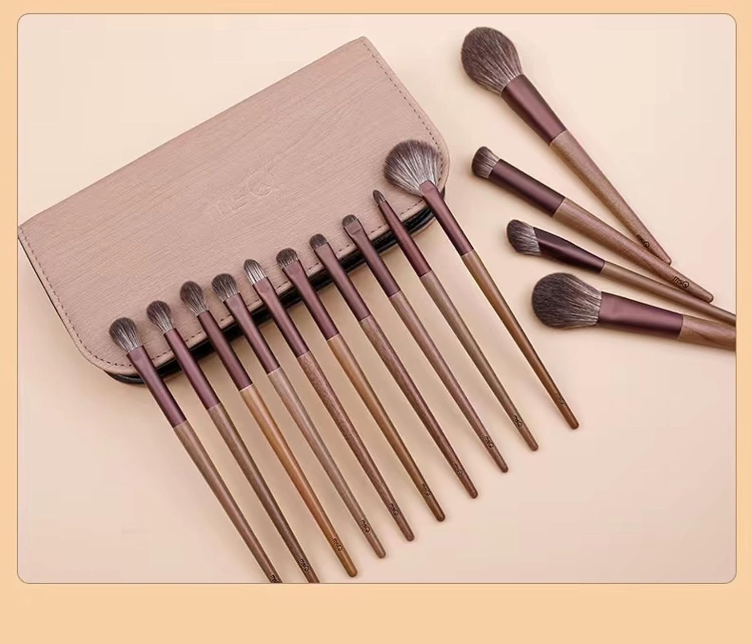 Gift Boxed 14 Pieces Hand Made Make-Up Brush Set with Walnut Wood Handle 